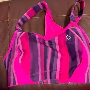 Brooks high support sports bra